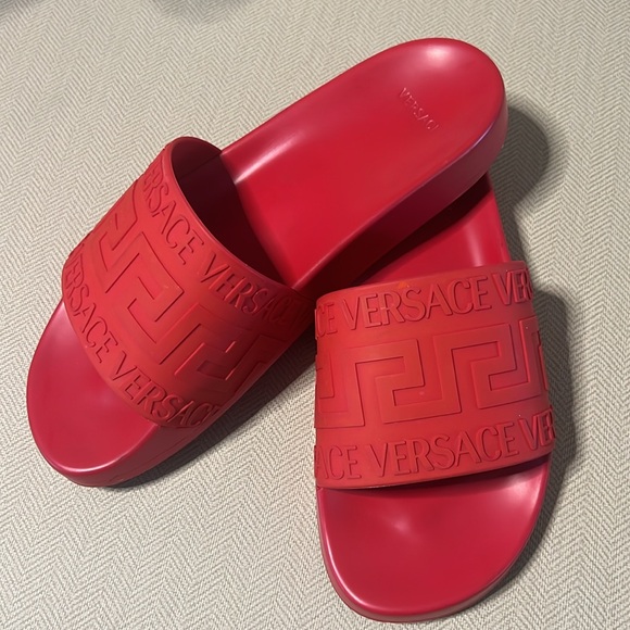 Versace Greca Print Red Slides Flip Flops Size 42 - Picture 2 of 9